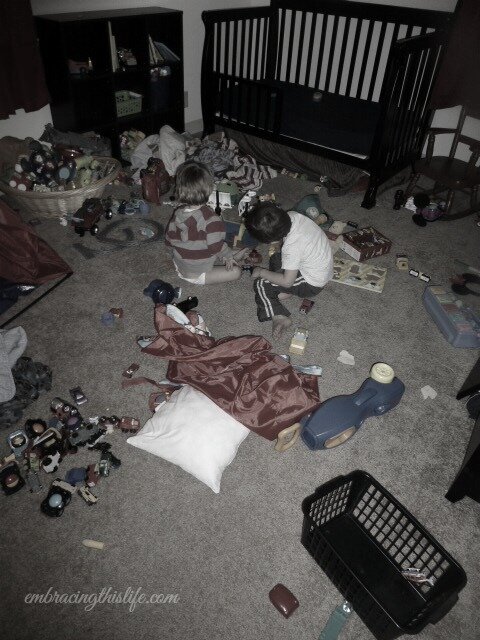A messy room